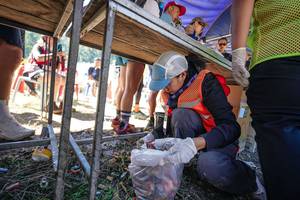 BIB: 
                            <button type="button" onclick="openModal(26727504)" class="btn btn-primary btn-sm float-right btn-popup" data-toggle="modal" data-target=".modal-high-quality">
                        <i class="fas fa-shopping-cart"></i> Add to Cart
                    </button>
                                            <button type="button" onclick="isThisMe(26727504, true)" class="btn btn-success btn-sm float-right btn-popup btn-isme hidden" data-toggle="tooltip" data-placement="bottom" title="นี่คือรูปของคุณใช่ไหม คลิกที่นี่เพื่อเอาเข้าอัลบั้ม">
                        <i class="fas fa-plus"></i> Add to album
                    </button>
                    <button type="button" onclick="isThisMe(26727504, false)" class="btn btn-warning btn-sm float-right btn-popup btn-isnotme hidden">
                        <i class="fas fa-ban"></i> Remove from album
                    </button>