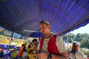 BIB: 
                            <button type="button" onclick="openModal(26728558)" class="btn btn-primary btn-sm float-right btn-popup" data-toggle="modal" data-target=".modal-high-quality">
                        <i class="fas fa-shopping-cart"></i> Add to Cart
                    </button>
                                            <button type="button" onclick="isThisMe(26728558, true)" class="btn btn-success btn-sm float-right btn-popup btn-isme hidden" data-toggle="tooltip" data-placement="bottom" title="นี่คือรูปของคุณใช่ไหม คลิกที่นี่เพื่อเอาเข้าอัลบั้ม">
                        <i class="fas fa-plus"></i> Add to album
                    </button>
                    <button type="button" onclick="isThisMe(26728558, false)" class="btn btn-warning btn-sm float-right btn-popup btn-isnotme hidden">
                        <i class="fas fa-ban"></i> Remove from album
                    </button>