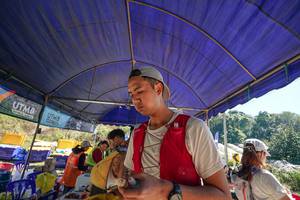 BIB: 
                            <button type="button" onclick="openModal(26728566)" class="btn btn-primary btn-sm float-right btn-popup" data-toggle="modal" data-target=".modal-high-quality">
                        <i class="fas fa-shopping-cart"></i> Add to Cart
                    </button>
                                            <button type="button" onclick="isThisMe(26728566, true)" class="btn btn-success btn-sm float-right btn-popup btn-isme hidden" data-toggle="tooltip" data-placement="bottom" title="นี่คือรูปของคุณใช่ไหม คลิกที่นี่เพื่อเอาเข้าอัลบั้ม">
                        <i class="fas fa-plus"></i> Add to album
                    </button>
                    <button type="button" onclick="isThisMe(26728566, false)" class="btn btn-warning btn-sm float-right btn-popup btn-isnotme hidden">
                        <i class="fas fa-ban"></i> Remove from album
                    </button>