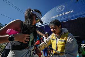 BIB: 
                            <button type="button" onclick="openModal(26728533)" class="btn btn-primary btn-sm float-right btn-popup" data-toggle="modal" data-target=".modal-high-quality">
                        <i class="fas fa-shopping-cart"></i> Add to Cart
                    </button>
                                            <button type="button" onclick="isThisMe(26728533, true)" class="btn btn-success btn-sm float-right btn-popup btn-isme hidden" data-toggle="tooltip" data-placement="bottom" title="นี่คือรูปของคุณใช่ไหม คลิกที่นี่เพื่อเอาเข้าอัลบั้ม">
                        <i class="fas fa-plus"></i> Add to album
                    </button>
                    <button type="button" onclick="isThisMe(26728533, false)" class="btn btn-warning btn-sm float-right btn-popup btn-isnotme hidden">
                        <i class="fas fa-ban"></i> Remove from album
                    </button>