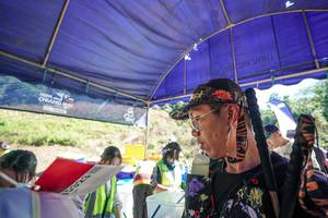 BIB: 
                            <button type="button" onclick="openModal(26717060)" class="btn btn-primary btn-sm float-right btn-popup" data-toggle="modal" data-target=".modal-high-quality">
                        <i class="fas fa-shopping-cart"></i> Add to Cart
                    </button>
                                            <button type="button" onclick="isThisMe(26717060, true)" class="btn btn-success btn-sm float-right btn-popup btn-isme hidden" data-toggle="tooltip" data-placement="bottom" title="นี่คือรูปของคุณใช่ไหม คลิกที่นี่เพื่อเอาเข้าอัลบั้ม">
                        <i class="fas fa-plus"></i> Add to album
                    </button>
                    <button type="button" onclick="isThisMe(26717060, false)" class="btn btn-warning btn-sm float-right btn-popup btn-isnotme hidden">
                        <i class="fas fa-ban"></i> Remove from album
                    </button>