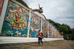 BIB: 
                            <button type="button" onclick="openModal(26950006)" class="btn btn-primary btn-sm float-right btn-popup" data-toggle="modal" data-target=".modal-high-quality">
                        <i class="fas fa-shopping-cart"></i> Add to Cart
                    </button>
                                            <button type="button" onclick="isThisMe(26950006, true)" class="btn btn-success btn-sm float-right btn-popup btn-isme hidden" data-toggle="tooltip" data-placement="bottom" title="นี่คือรูปของคุณใช่ไหม คลิกที่นี่เพื่อเอาเข้าอัลบั้ม">
                        <i class="fas fa-plus"></i> Add to album
                    </button>
                    <button type="button" onclick="isThisMe(26950006, false)" class="btn btn-warning btn-sm float-right btn-popup btn-isnotme hidden">
                        <i class="fas fa-ban"></i> Remove from album
                    </button>