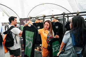 BIB: 
                            <button type="button" onclick="openModal(26881143)" class="btn btn-primary btn-sm float-right btn-popup" data-toggle="modal" data-target=".modal-high-quality">
                        <i class="fas fa-shopping-cart"></i> Add to Cart
                    </button>
                                            <button type="button" onclick="isThisMe(26881143, true)" class="btn btn-success btn-sm float-right btn-popup btn-isme hidden" data-toggle="tooltip" data-placement="bottom" title="นี่คือรูปของคุณใช่ไหม คลิกที่นี่เพื่อเอาเข้าอัลบั้ม">
                        <i class="fas fa-plus"></i> Add to album
                    </button>
                    <button type="button" onclick="isThisMe(26881143, false)" class="btn btn-warning btn-sm float-right btn-popup btn-isnotme hidden">
                        <i class="fas fa-ban"></i> Remove from album
                    </button>