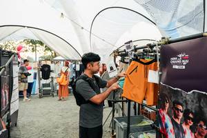 BIB: 
                            <button type="button" onclick="openModal(26881117)" class="btn btn-primary btn-sm float-right btn-popup" data-toggle="modal" data-target=".modal-high-quality">
                        <i class="fas fa-shopping-cart"></i> Add to Cart
                    </button>
                                            <button type="button" onclick="isThisMe(26881117, true)" class="btn btn-success btn-sm float-right btn-popup btn-isme hidden" data-toggle="tooltip" data-placement="bottom" title="นี่คือรูปของคุณใช่ไหม คลิกที่นี่เพื่อเอาเข้าอัลบั้ม">
                        <i class="fas fa-plus"></i> Add to album
                    </button>
                    <button type="button" onclick="isThisMe(26881117, false)" class="btn btn-warning btn-sm float-right btn-popup btn-isnotme hidden">
                        <i class="fas fa-ban"></i> Remove from album
                    </button>