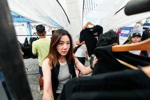 BIB: 
                            <button type="button" onclick="openModal(26881129)" class="btn btn-primary btn-sm float-right btn-popup" data-toggle="modal" data-target=".modal-high-quality">
                        <i class="fas fa-shopping-cart"></i> Add to Cart
                    </button>
                                            <button type="button" onclick="isThisMe(26881129, true)" class="btn btn-success btn-sm float-right btn-popup btn-isme hidden" data-toggle="tooltip" data-placement="bottom" title="นี่คือรูปของคุณใช่ไหม คลิกที่นี่เพื่อเอาเข้าอัลบั้ม">
                        <i class="fas fa-plus"></i> Add to album
                    </button>
                    <button type="button" onclick="isThisMe(26881129, false)" class="btn btn-warning btn-sm float-right btn-popup btn-isnotme hidden">
                        <i class="fas fa-ban"></i> Remove from album
                    </button>