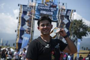 BIB: 
                            <button type="button" onclick="openModal(27343365)" class="btn btn-primary btn-sm float-right btn-popup" data-toggle="modal" data-target=".modal-high-quality">
                        <i class="fas fa-shopping-cart"></i> Add to Cart
                    </button>
                                            <button type="button" onclick="isThisMe(27343365, true)" class="btn btn-success btn-sm float-right btn-popup btn-isme hidden" data-toggle="tooltip" data-placement="bottom" title="นี่คือรูปของคุณใช่ไหม คลิกที่นี่เพื่อเอาเข้าอัลบั้ม">
                        <i class="fas fa-plus"></i> Add to album
                    </button>
                    <button type="button" onclick="isThisMe(27343365, false)" class="btn btn-warning btn-sm float-right btn-popup btn-isnotme hidden">
                        <i class="fas fa-ban"></i> Remove from album
                    </button>