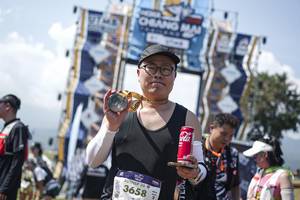 BIB: 
                            <button type="button" onclick="openModal(27343140)" class="btn btn-primary btn-sm float-right btn-popup" data-toggle="modal" data-target=".modal-high-quality">
                        <i class="fas fa-shopping-cart"></i> Add to Cart
                    </button>
                                            <button type="button" onclick="isThisMe(27343140, true)" class="btn btn-success btn-sm float-right btn-popup btn-isme hidden" data-toggle="tooltip" data-placement="bottom" title="นี่คือรูปของคุณใช่ไหม คลิกที่นี่เพื่อเอาเข้าอัลบั้ม">
                        <i class="fas fa-plus"></i> Add to album
                    </button>
                    <button type="button" onclick="isThisMe(27343140, false)" class="btn btn-warning btn-sm float-right btn-popup btn-isnotme hidden">
                        <i class="fas fa-ban"></i> Remove from album
                    </button>