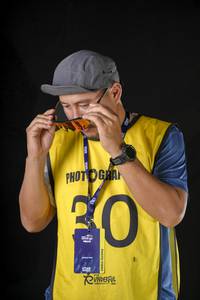 BIB: 
                            <button type="button" onclick="openModal(27327499)" class="btn btn-primary btn-sm float-right btn-popup" data-toggle="modal" data-target=".modal-high-quality">
                        <i class="fas fa-shopping-cart"></i> Add to Cart
                    </button>
                                            <button type="button" onclick="isThisMe(27327499, true)" class="btn btn-success btn-sm float-right btn-popup btn-isme hidden" data-toggle="tooltip" data-placement="bottom" title="นี่คือรูปของคุณใช่ไหม คลิกที่นี่เพื่อเอาเข้าอัลบั้ม">
                        <i class="fas fa-plus"></i> Add to album
                    </button>
                    <button type="button" onclick="isThisMe(27327499, false)" class="btn btn-warning btn-sm float-right btn-popup btn-isnotme hidden">
                        <i class="fas fa-ban"></i> Remove from album
                    </button>