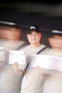 BIB: 
                            <button type="button" onclick="openModal(26969557)" class="btn btn-primary btn-sm float-right btn-popup" data-toggle="modal" data-target=".modal-high-quality">
                        <i class="fas fa-shopping-cart"></i> Add to Cart
                    </button>
                                            <button type="button" onclick="isThisMe(26969557, true)" class="btn btn-success btn-sm float-right btn-popup btn-isme hidden" data-toggle="tooltip" data-placement="bottom" title="นี่คือรูปของคุณใช่ไหม คลิกที่นี่เพื่อเอาเข้าอัลบั้ม">
                        <i class="fas fa-plus"></i> Add to album
                    </button>
                    <button type="button" onclick="isThisMe(26969557, false)" class="btn btn-warning btn-sm float-right btn-popup btn-isnotme hidden">
                        <i class="fas fa-ban"></i> Remove from album
                    </button>