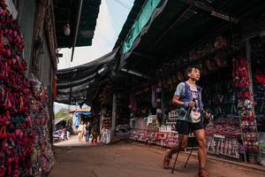 BIB: 
                            <button type="button" onclick="openModal(26995129)" class="btn btn-primary btn-sm float-right btn-popup" data-toggle="modal" data-target=".modal-high-quality">
                        <i class="fas fa-shopping-cart"></i> Add to Cart
                    </button>
                                            <button type="button" onclick="isThisMe(26995129, true)" class="btn btn-success btn-sm float-right btn-popup btn-isme hidden" data-toggle="tooltip" data-placement="bottom" title="นี่คือรูปของคุณใช่ไหม คลิกที่นี่เพื่อเอาเข้าอัลบั้ม">
                        <i class="fas fa-plus"></i> Add to album
                    </button>
                    <button type="button" onclick="isThisMe(26995129, false)" class="btn btn-warning btn-sm float-right btn-popup btn-isnotme hidden">
                        <i class="fas fa-ban"></i> Remove from album
                    </button>