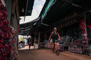 BIB: 
                            <button type="button" onclick="openModal(26993866)" class="btn btn-primary btn-sm float-right btn-popup" data-toggle="modal" data-target=".modal-high-quality">
                        <i class="fas fa-shopping-cart"></i> Add to Cart
                    </button>
                                            <button type="button" onclick="isThisMe(26993866, true)" class="btn btn-success btn-sm float-right btn-popup btn-isme hidden" data-toggle="tooltip" data-placement="bottom" title="นี่คือรูปของคุณใช่ไหม คลิกที่นี่เพื่อเอาเข้าอัลบั้ม">
                        <i class="fas fa-plus"></i> Add to album
                    </button>
                    <button type="button" onclick="isThisMe(26993866, false)" class="btn btn-warning btn-sm float-right btn-popup btn-isnotme hidden">
                        <i class="fas fa-ban"></i> Remove from album
                    </button>