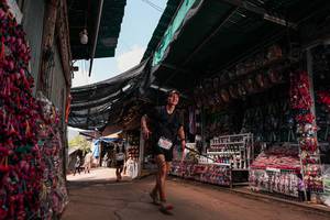 BIB: 
                            <button type="button" onclick="openModal(26993583)" class="btn btn-primary btn-sm float-right btn-popup" data-toggle="modal" data-target=".modal-high-quality">
                        <i class="fas fa-shopping-cart"></i> Add to Cart
                    </button>
                                            <button type="button" onclick="isThisMe(26993583, true)" class="btn btn-success btn-sm float-right btn-popup btn-isme hidden" data-toggle="tooltip" data-placement="bottom" title="นี่คือรูปของคุณใช่ไหม คลิกที่นี่เพื่อเอาเข้าอัลบั้ม">
                        <i class="fas fa-plus"></i> Add to album
                    </button>
                    <button type="button" onclick="isThisMe(26993583, false)" class="btn btn-warning btn-sm float-right btn-popup btn-isnotme hidden">
                        <i class="fas fa-ban"></i> Remove from album
                    </button>