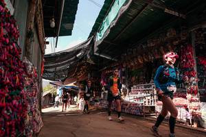 BIB: 
                            <button type="button" onclick="openModal(26992992)" class="btn btn-primary btn-sm float-right btn-popup" data-toggle="modal" data-target=".modal-high-quality">
                        <i class="fas fa-shopping-cart"></i> Add to Cart
                    </button>
                                            <button type="button" onclick="isThisMe(26992992, true)" class="btn btn-success btn-sm float-right btn-popup btn-isme hidden" data-toggle="tooltip" data-placement="bottom" title="นี่คือรูปของคุณใช่ไหม คลิกที่นี่เพื่อเอาเข้าอัลบั้ม">
                        <i class="fas fa-plus"></i> Add to album
                    </button>
                    <button type="button" onclick="isThisMe(26992992, false)" class="btn btn-warning btn-sm float-right btn-popup btn-isnotme hidden">
                        <i class="fas fa-ban"></i> Remove from album
                    </button>
