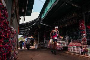 BIB: 
                            <button type="button" onclick="openModal(26991984)" class="btn btn-primary btn-sm float-right btn-popup" data-toggle="modal" data-target=".modal-high-quality">
                        <i class="fas fa-shopping-cart"></i> Add to Cart
                    </button>
                                            <button type="button" onclick="isThisMe(26991984, true)" class="btn btn-success btn-sm float-right btn-popup btn-isme hidden" data-toggle="tooltip" data-placement="bottom" title="นี่คือรูปของคุณใช่ไหม คลิกที่นี่เพื่อเอาเข้าอัลบั้ม">
                        <i class="fas fa-plus"></i> Add to album
                    </button>
                    <button type="button" onclick="isThisMe(26991984, false)" class="btn btn-warning btn-sm float-right btn-popup btn-isnotme hidden">
                        <i class="fas fa-ban"></i> Remove from album
                    </button>