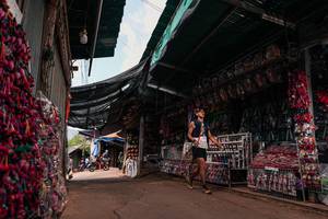 BIB: 
                            <button type="button" onclick="openModal(26994875)" class="btn btn-primary btn-sm float-right btn-popup" data-toggle="modal" data-target=".modal-high-quality">
                        <i class="fas fa-shopping-cart"></i> Add to Cart
                    </button>
                                            <button type="button" onclick="isThisMe(26994875, true)" class="btn btn-success btn-sm float-right btn-popup btn-isme hidden" data-toggle="tooltip" data-placement="bottom" title="นี่คือรูปของคุณใช่ไหม คลิกที่นี่เพื่อเอาเข้าอัลบั้ม">
                        <i class="fas fa-plus"></i> Add to album
                    </button>
                    <button type="button" onclick="isThisMe(26994875, false)" class="btn btn-warning btn-sm float-right btn-popup btn-isnotme hidden">
                        <i class="fas fa-ban"></i> Remove from album
                    </button>