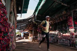 BIB: 
                            <button type="button" onclick="openModal(26990936)" class="btn btn-primary btn-sm float-right btn-popup" data-toggle="modal" data-target=".modal-high-quality">
                        <i class="fas fa-shopping-cart"></i> Add to Cart
                    </button>
                                            <button type="button" onclick="isThisMe(26990936, true)" class="btn btn-success btn-sm float-right btn-popup btn-isme hidden" data-toggle="tooltip" data-placement="bottom" title="นี่คือรูปของคุณใช่ไหม คลิกที่นี่เพื่อเอาเข้าอัลบั้ม">
                        <i class="fas fa-plus"></i> Add to album
                    </button>
                    <button type="button" onclick="isThisMe(26990936, false)" class="btn btn-warning btn-sm float-right btn-popup btn-isnotme hidden">
                        <i class="fas fa-ban"></i> Remove from album
                    </button>