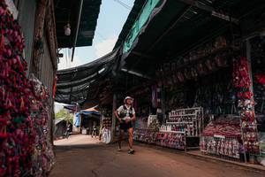 BIB: 
                            <button type="button" onclick="openModal(26993668)" class="btn btn-primary btn-sm float-right btn-popup" data-toggle="modal" data-target=".modal-high-quality">
                        <i class="fas fa-shopping-cart"></i> Add to Cart
                    </button>
                                            <button type="button" onclick="isThisMe(26993668, true)" class="btn btn-success btn-sm float-right btn-popup btn-isme hidden" data-toggle="tooltip" data-placement="bottom" title="นี่คือรูปของคุณใช่ไหม คลิกที่นี่เพื่อเอาเข้าอัลบั้ม">
                        <i class="fas fa-plus"></i> Add to album
                    </button>
                    <button type="button" onclick="isThisMe(26993668, false)" class="btn btn-warning btn-sm float-right btn-popup btn-isnotme hidden">
                        <i class="fas fa-ban"></i> Remove from album
                    </button>