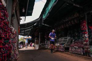 BIB: 
                            <button type="button" onclick="openModal(26992679)" class="btn btn-primary btn-sm float-right btn-popup" data-toggle="modal" data-target=".modal-high-quality">
                        <i class="fas fa-shopping-cart"></i> Add to Cart
                    </button>
                                            <button type="button" onclick="isThisMe(26992679, true)" class="btn btn-success btn-sm float-right btn-popup btn-isme hidden" data-toggle="tooltip" data-placement="bottom" title="นี่คือรูปของคุณใช่ไหม คลิกที่นี่เพื่อเอาเข้าอัลบั้ม">
                        <i class="fas fa-plus"></i> Add to album
                    </button>
                    <button type="button" onclick="isThisMe(26992679, false)" class="btn btn-warning btn-sm float-right btn-popup btn-isnotme hidden">
                        <i class="fas fa-ban"></i> Remove from album
                    </button>