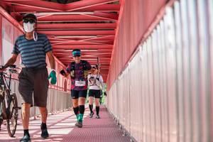 BIB: 
                            <button type="button" onclick="openModal(27813994)" class="btn btn-primary btn-sm float-right btn-popup" data-toggle="modal" data-target=".modal-high-quality">
                        <i class="fas fa-shopping-cart"></i> Add to Cart
                    </button>
                                            <button type="button" onclick="isThisMe(27813994, true)" class="btn btn-success btn-sm float-right btn-popup btn-isme hidden" data-toggle="tooltip" data-placement="bottom" title="นี่คือรูปของคุณใช่ไหม คลิกที่นี่เพื่อเอาเข้าอัลบั้ม">
                        <i class="fas fa-plus"></i> Add to album
                    </button>
                    <button type="button" onclick="isThisMe(27813994, false)" class="btn btn-warning btn-sm float-right btn-popup btn-isnotme hidden">
                        <i class="fas fa-ban"></i> Remove from album
                    </button>