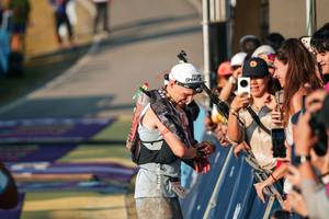 BIB: 
                            <button type="button" onclick="openModal(27197698)" class="btn btn-primary btn-sm float-right btn-popup" data-toggle="modal" data-target=".modal-high-quality">
                        <i class="fas fa-shopping-cart"></i> Add to Cart
                    </button>
                                            <button type="button" onclick="isThisMe(27197698, true)" class="btn btn-success btn-sm float-right btn-popup btn-isme hidden" data-toggle="tooltip" data-placement="bottom" title="นี่คือรูปของคุณใช่ไหม คลิกที่นี่เพื่อเอาเข้าอัลบั้ม">
                        <i class="fas fa-plus"></i> Add to album
                    </button>
                    <button type="button" onclick="isThisMe(27197698, false)" class="btn btn-warning btn-sm float-right btn-popup btn-isnotme hidden">
                        <i class="fas fa-ban"></i> Remove from album
                    </button>