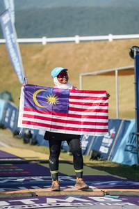 BIB: 
                            <button type="button" onclick="openModal(27211762)" class="btn btn-primary btn-sm float-right btn-popup" data-toggle="modal" data-target=".modal-high-quality">
                        <i class="fas fa-shopping-cart"></i> Add to Cart
                    </button>
                                            <button type="button" onclick="isThisMe(27211762, true)" class="btn btn-success btn-sm float-right btn-popup btn-isme hidden" data-toggle="tooltip" data-placement="bottom" title="นี่คือรูปของคุณใช่ไหม คลิกที่นี่เพื่อเอาเข้าอัลบั้ม">
                        <i class="fas fa-plus"></i> Add to album
                    </button>
                    <button type="button" onclick="isThisMe(27211762, false)" class="btn btn-warning btn-sm float-right btn-popup btn-isnotme hidden">
                        <i class="fas fa-ban"></i> Remove from album
                    </button>