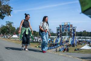 BIB: 
                            <button type="button" onclick="openModal(27563117)" class="btn btn-primary btn-sm float-right btn-popup" data-toggle="modal" data-target=".modal-high-quality">
                        <i class="fas fa-shopping-cart"></i> Add to Cart
                    </button>
                                            <button type="button" onclick="isThisMe(27563117, true)" class="btn btn-success btn-sm float-right btn-popup btn-isme hidden" data-toggle="tooltip" data-placement="bottom" title="นี่คือรูปของคุณใช่ไหม คลิกที่นี่เพื่อเอาเข้าอัลบั้ม">
                        <i class="fas fa-plus"></i> Add to album
                    </button>
                    <button type="button" onclick="isThisMe(27563117, false)" class="btn btn-warning btn-sm float-right btn-popup btn-isnotme hidden">
                        <i class="fas fa-ban"></i> Remove from album
                    </button>