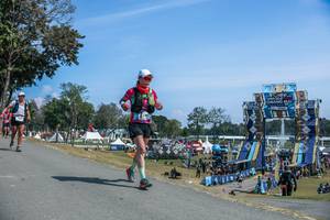 BIB: 
                            <button type="button" onclick="openModal(27560511)" class="btn btn-primary btn-sm float-right btn-popup" data-toggle="modal" data-target=".modal-high-quality">
                        <i class="fas fa-shopping-cart"></i> Add to Cart
                    </button>
                                            <button type="button" onclick="isThisMe(27560511, true)" class="btn btn-success btn-sm float-right btn-popup btn-isme hidden" data-toggle="tooltip" data-placement="bottom" title="นี่คือรูปของคุณใช่ไหม คลิกที่นี่เพื่อเอาเข้าอัลบั้ม">
                        <i class="fas fa-plus"></i> Add to album
                    </button>
                    <button type="button" onclick="isThisMe(27560511, false)" class="btn btn-warning btn-sm float-right btn-popup btn-isnotme hidden">
                        <i class="fas fa-ban"></i> Remove from album
                    </button>