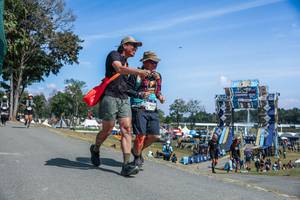 BIB: 
                            <button type="button" onclick="openModal(27562917)" class="btn btn-primary btn-sm float-right btn-popup" data-toggle="modal" data-target=".modal-high-quality">
                        <i class="fas fa-shopping-cart"></i> Add to Cart
                    </button>
                                            <button type="button" onclick="isThisMe(27562917, true)" class="btn btn-success btn-sm float-right btn-popup btn-isme hidden" data-toggle="tooltip" data-placement="bottom" title="นี่คือรูปของคุณใช่ไหม คลิกที่นี่เพื่อเอาเข้าอัลบั้ม">
                        <i class="fas fa-plus"></i> Add to album
                    </button>
                    <button type="button" onclick="isThisMe(27562917, false)" class="btn btn-warning btn-sm float-right btn-popup btn-isnotme hidden">
                        <i class="fas fa-ban"></i> Remove from album
                    </button>