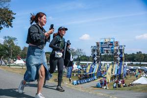 BIB: 
                            <button type="button" onclick="openModal(27563556)" class="btn btn-primary btn-sm float-right btn-popup" data-toggle="modal" data-target=".modal-high-quality">
                        <i class="fas fa-shopping-cart"></i> Add to Cart
                    </button>
                                            <button type="button" onclick="isThisMe(27563556, true)" class="btn btn-success btn-sm float-right btn-popup btn-isme hidden" data-toggle="tooltip" data-placement="bottom" title="นี่คือรูปของคุณใช่ไหม คลิกที่นี่เพื่อเอาเข้าอัลบั้ม">
                        <i class="fas fa-plus"></i> Add to album
                    </button>
                    <button type="button" onclick="isThisMe(27563556, false)" class="btn btn-warning btn-sm float-right btn-popup btn-isnotme hidden">
                        <i class="fas fa-ban"></i> Remove from album
                    </button>