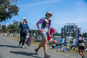 BIB: 
                            <button type="button" onclick="openModal(27560672)" class="btn btn-primary btn-sm float-right btn-popup" data-toggle="modal" data-target=".modal-high-quality">
                        <i class="fas fa-shopping-cart"></i> Add to Cart
                    </button>
                                            <button type="button" onclick="isThisMe(27560672, true)" class="btn btn-success btn-sm float-right btn-popup btn-isme hidden" data-toggle="tooltip" data-placement="bottom" title="นี่คือรูปของคุณใช่ไหม คลิกที่นี่เพื่อเอาเข้าอัลบั้ม">
                        <i class="fas fa-plus"></i> Add to album
                    </button>
                    <button type="button" onclick="isThisMe(27560672, false)" class="btn btn-warning btn-sm float-right btn-popup btn-isnotme hidden">
                        <i class="fas fa-ban"></i> Remove from album
                    </button>