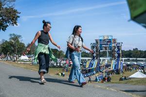 BIB: 
                            <button type="button" onclick="openModal(27563118)" class="btn btn-primary btn-sm float-right btn-popup" data-toggle="modal" data-target=".modal-high-quality">
                        <i class="fas fa-shopping-cart"></i> Add to Cart
                    </button>
                                            <button type="button" onclick="isThisMe(27563118, true)" class="btn btn-success btn-sm float-right btn-popup btn-isme hidden" data-toggle="tooltip" data-placement="bottom" title="นี่คือรูปของคุณใช่ไหม คลิกที่นี่เพื่อเอาเข้าอัลบั้ม">
                        <i class="fas fa-plus"></i> Add to album
                    </button>
                    <button type="button" onclick="isThisMe(27563118, false)" class="btn btn-warning btn-sm float-right btn-popup btn-isnotme hidden">
                        <i class="fas fa-ban"></i> Remove from album
                    </button>