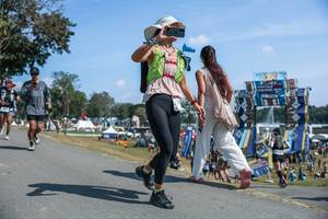 BIB: 
                            <button type="button" onclick="openModal(27561666)" class="btn btn-primary btn-sm float-right btn-popup" data-toggle="modal" data-target=".modal-high-quality">
                        <i class="fas fa-shopping-cart"></i> Add to Cart
                    </button>
                                            <button type="button" onclick="isThisMe(27561666, true)" class="btn btn-success btn-sm float-right btn-popup btn-isme hidden" data-toggle="tooltip" data-placement="bottom" title="นี่คือรูปของคุณใช่ไหม คลิกที่นี่เพื่อเอาเข้าอัลบั้ม">
                        <i class="fas fa-plus"></i> Add to album
                    </button>
                    <button type="button" onclick="isThisMe(27561666, false)" class="btn btn-warning btn-sm float-right btn-popup btn-isnotme hidden">
                        <i class="fas fa-ban"></i> Remove from album
                    </button>