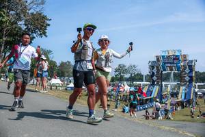 BIB: 
                            <button type="button" onclick="openModal(27561517)" class="btn btn-primary btn-sm float-right btn-popup" data-toggle="modal" data-target=".modal-high-quality">
                        <i class="fas fa-shopping-cart"></i> Add to Cart
                    </button>
                                            <button type="button" onclick="isThisMe(27561517, true)" class="btn btn-success btn-sm float-right btn-popup btn-isme hidden" data-toggle="tooltip" data-placement="bottom" title="นี่คือรูปของคุณใช่ไหม คลิกที่นี่เพื่อเอาเข้าอัลบั้ม">
                        <i class="fas fa-plus"></i> Add to album
                    </button>
                    <button type="button" onclick="isThisMe(27561517, false)" class="btn btn-warning btn-sm float-right btn-popup btn-isnotme hidden">
                        <i class="fas fa-ban"></i> Remove from album
                    </button>