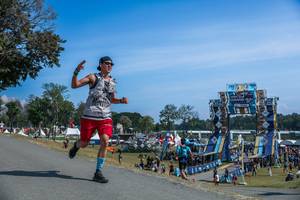 BIB: 
                            <button type="button" onclick="openModal(27559194)" class="btn btn-primary btn-sm float-right btn-popup" data-toggle="modal" data-target=".modal-high-quality">
                        <i class="fas fa-shopping-cart"></i> Add to Cart
                    </button>
                                            <button type="button" onclick="isThisMe(27559194, true)" class="btn btn-success btn-sm float-right btn-popup btn-isme hidden" data-toggle="tooltip" data-placement="bottom" title="นี่คือรูปของคุณใช่ไหม คลิกที่นี่เพื่อเอาเข้าอัลบั้ม">
                        <i class="fas fa-plus"></i> Add to album
                    </button>
                    <button type="button" onclick="isThisMe(27559194, false)" class="btn btn-warning btn-sm float-right btn-popup btn-isnotme hidden">
                        <i class="fas fa-ban"></i> Remove from album
                    </button>