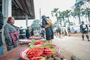 BIB: 
                            <button type="button" onclick="openModal(26902333)" class="btn btn-primary btn-sm float-right btn-popup" data-toggle="modal" data-target=".modal-high-quality">
                        <i class="fas fa-shopping-cart"></i> Add to Cart
                    </button>
                                            <button type="button" onclick="isThisMe(26902333, true)" class="btn btn-success btn-sm float-right btn-popup btn-isme hidden" data-toggle="tooltip" data-placement="bottom" title="นี่คือรูปของคุณใช่ไหม คลิกที่นี่เพื่อเอาเข้าอัลบั้ม">
                        <i class="fas fa-plus"></i> Add to album
                    </button>
                    <button type="button" onclick="isThisMe(26902333, false)" class="btn btn-warning btn-sm float-right btn-popup btn-isnotme hidden">
                        <i class="fas fa-ban"></i> Remove from album
                    </button>