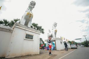 BIB: 
                            <button type="button" onclick="openModal(26902573)" class="btn btn-primary btn-sm float-right btn-popup" data-toggle="modal" data-target=".modal-high-quality">
                        <i class="fas fa-shopping-cart"></i> Add to Cart
                    </button>
                                            <button type="button" onclick="isThisMe(26902573, true)" class="btn btn-success btn-sm float-right btn-popup btn-isme hidden" data-toggle="tooltip" data-placement="bottom" title="นี่คือรูปของคุณใช่ไหม คลิกที่นี่เพื่อเอาเข้าอัลบั้ม">
                        <i class="fas fa-plus"></i> Add to album
                    </button>
                    <button type="button" onclick="isThisMe(26902573, false)" class="btn btn-warning btn-sm float-right btn-popup btn-isnotme hidden">
                        <i class="fas fa-ban"></i> Remove from album
                    </button>