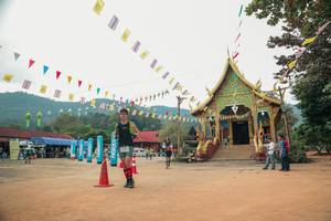 BIB: 
                            <button type="button" onclick="openModal(26904554)" class="btn btn-primary btn-sm float-right btn-popup" data-toggle="modal" data-target=".modal-high-quality">
                        <i class="fas fa-shopping-cart"></i> Add to Cart
                    </button>
                                            <button type="button" onclick="isThisMe(26904554, true)" class="btn btn-success btn-sm float-right btn-popup btn-isme hidden" data-toggle="tooltip" data-placement="bottom" title="นี่คือรูปของคุณใช่ไหม คลิกที่นี่เพื่อเอาเข้าอัลบั้ม">
                        <i class="fas fa-plus"></i> Add to album
                    </button>
                    <button type="button" onclick="isThisMe(26904554, false)" class="btn btn-warning btn-sm float-right btn-popup btn-isnotme hidden">
                        <i class="fas fa-ban"></i> Remove from album
                    </button>