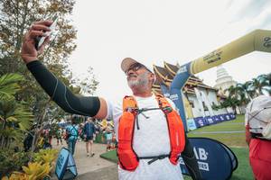 BIB: 
                            <button type="button" onclick="openModal(26902413)" class="btn btn-primary btn-sm float-right btn-popup" data-toggle="modal" data-target=".modal-high-quality">
                        <i class="fas fa-shopping-cart"></i> Add to Cart
                    </button>
                                            <button type="button" onclick="isThisMe(26902413, true)" class="btn btn-success btn-sm float-right btn-popup btn-isme hidden" data-toggle="tooltip" data-placement="bottom" title="นี่คือรูปของคุณใช่ไหม คลิกที่นี่เพื่อเอาเข้าอัลบั้ม">
                        <i class="fas fa-plus"></i> Add to album
                    </button>
                    <button type="button" onclick="isThisMe(26902413, false)" class="btn btn-warning btn-sm float-right btn-popup btn-isnotme hidden">
                        <i class="fas fa-ban"></i> Remove from album
                    </button>