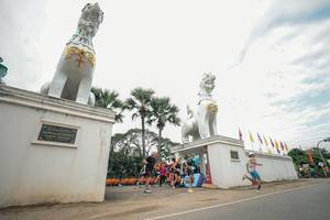 BIB: 
                            <button type="button" onclick="openModal(26902603)" class="btn btn-primary btn-sm float-right btn-popup" data-toggle="modal" data-target=".modal-high-quality">
                        <i class="fas fa-shopping-cart"></i> Add to Cart
                    </button>
                                            <button type="button" onclick="isThisMe(26902603, true)" class="btn btn-success btn-sm float-right btn-popup btn-isme hidden" data-toggle="tooltip" data-placement="bottom" title="นี่คือรูปของคุณใช่ไหม คลิกที่นี่เพื่อเอาเข้าอัลบั้ม">
                        <i class="fas fa-plus"></i> Add to album
                    </button>
                    <button type="button" onclick="isThisMe(26902603, false)" class="btn btn-warning btn-sm float-right btn-popup btn-isnotme hidden">
                        <i class="fas fa-ban"></i> Remove from album
                    </button>