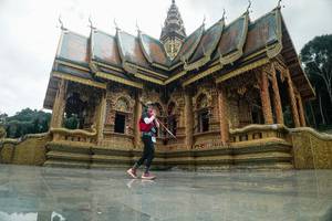 BIB: 
                            <button type="button" onclick="openModal(27692387)" class="btn btn-primary btn-sm float-right btn-popup" data-toggle="modal" data-target=".modal-high-quality">
                        <i class="fas fa-shopping-cart"></i> Add to Cart
                    </button>
                                            <button type="button" onclick="isThisMe(27692387, true)" class="btn btn-success btn-sm float-right btn-popup btn-isme hidden" data-toggle="tooltip" data-placement="bottom" title="นี่คือรูปของคุณใช่ไหม คลิกที่นี่เพื่อเอาเข้าอัลบั้ม">
                        <i class="fas fa-plus"></i> Add to album
                    </button>
                    <button type="button" onclick="isThisMe(27692387, false)" class="btn btn-warning btn-sm float-right btn-popup btn-isnotme hidden">
                        <i class="fas fa-ban"></i> Remove from album
                    </button>