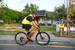 BIB: 
                            <button type="button" onclick="openModal(3877318)" class="btn btn-primary btn-sm float-right btn-popup" data-toggle="modal" data-target=".modal-high-quality">
                        <i class="fas fa-shopping-cart"></i> Add to Cart
                    </button>
                                            <button type="button" onclick="isThisMe(3877318, true)" class="btn btn-success btn-sm float-right btn-popup btn-isme hidden" data-toggle="tooltip" data-placement="bottom" title="นี่คือรูปของคุณใช่ไหม คลิกที่นี่เพื่อเอาเข้าอัลบั้ม">
                        <i class="fas fa-plus"></i> Add to album
                    </button>
                    <button type="button" onclick="isThisMe(3877318, false)" class="btn btn-warning btn-sm float-right btn-popup btn-isnotme hidden">
                        <i class="fas fa-ban"></i> Remove from album
                    </button>