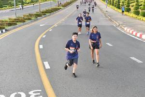 BIB: 392
                            <button type="button" onclick="openModal(3875392)" class="btn btn-primary btn-sm float-right btn-popup" data-toggle="modal" data-target=".modal-high-quality">
                        <i class="fas fa-shopping-cart"></i> Add to Cart
                    </button>
                                            <button type="button" onclick="isThisMe(3875392, true)" class="btn btn-success btn-sm float-right btn-popup btn-isme hidden" data-toggle="tooltip" data-placement="bottom" title="นี่คือรูปของคุณใช่ไหม คลิกที่นี่เพื่อเอาเข้าอัลบั้ม">
                        <i class="fas fa-plus"></i> Add to album
                    </button>
                    <button type="button" onclick="isThisMe(3875392, false)" class="btn btn-warning btn-sm float-right btn-popup btn-isnotme hidden">
                        <i class="fas fa-ban"></i> Remove from album
                    </button>