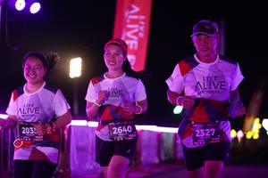 BIB: 203, 2640, 2327
                            <button type="button" onclick="openModal(6298008)" class="btn btn-primary btn-sm float-right btn-popup" data-toggle="modal" data-target=".modal-high-quality">
                        <i class="fas fa-shopping-cart"></i> Add to Cart
                    </button>
                                            <button type="button" onclick="isThisMe(6298008, true)" class="btn btn-success btn-sm float-right btn-popup btn-isme hidden" data-toggle="tooltip" data-placement="bottom" title="นี่คือรูปของคุณใช่ไหม คลิกที่นี่เพื่อเอาเข้าอัลบั้ม">
                        <i class="fas fa-plus"></i> Add to album
                    </button>
                    <button type="button" onclick="isThisMe(6298008, false)" class="btn btn-warning btn-sm float-right btn-popup btn-isnotme hidden">
                        <i class="fas fa-ban"></i> Remove from album
                    </button>