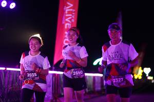 BIB: 2035, 2640, 2327
                            <button type="button" onclick="openModal(6298006)" class="btn btn-primary btn-sm float-right btn-popup" data-toggle="modal" data-target=".modal-high-quality">
                        <i class="fas fa-shopping-cart"></i> Add to Cart
                    </button>
                                            <button type="button" onclick="isThisMe(6298006, true)" class="btn btn-success btn-sm float-right btn-popup btn-isme hidden" data-toggle="tooltip" data-placement="bottom" title="นี่คือรูปของคุณใช่ไหม คลิกที่นี่เพื่อเอาเข้าอัลบั้ม">
                        <i class="fas fa-plus"></i> Add to album
                    </button>
                    <button type="button" onclick="isThisMe(6298006, false)" class="btn btn-warning btn-sm float-right btn-popup btn-isnotme hidden">
                        <i class="fas fa-ban"></i> Remove from album
                    </button>