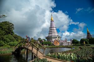 BIB: 1801
                            <button type="button" onclick="openModal(19373678)" class="btn btn-primary btn-sm float-right btn-popup" data-toggle="modal" data-target=".modal-high-quality">
                        <i class="fas fa-shopping-cart"></i> Add to Cart
                    </button>
                                            <button type="button" onclick="isThisMe(19373678, true)" class="btn btn-success btn-sm float-right btn-popup btn-isme hidden" data-toggle="tooltip" data-placement="bottom" title="นี่คือรูปของคุณใช่ไหม คลิกที่นี่เพื่อเอาเข้าอัลบั้ม">
                        <i class="fas fa-plus"></i> Add to album
                    </button>
                    <button type="button" onclick="isThisMe(19373678, false)" class="btn btn-warning btn-sm float-right btn-popup btn-isnotme hidden">
                        <i class="fas fa-ban"></i> Remove from album
                    </button>