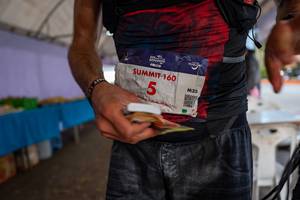 BIB: 160
                            <button type="button" onclick="openModal(19373708)" class="btn btn-primary btn-sm float-right btn-popup" data-toggle="modal" data-target=".modal-high-quality">
                        <i class="fas fa-shopping-cart"></i> Add to Cart
                    </button>
                                            <button type="button" onclick="isThisMe(19373708, true)" class="btn btn-success btn-sm float-right btn-popup btn-isme hidden" data-toggle="tooltip" data-placement="bottom" title="นี่คือรูปของคุณใช่ไหม คลิกที่นี่เพื่อเอาเข้าอัลบั้ม">
                        <i class="fas fa-plus"></i> Add to album
                    </button>
                    <button type="button" onclick="isThisMe(19373708, false)" class="btn btn-warning btn-sm float-right btn-popup btn-isnotme hidden">
                        <i class="fas fa-ban"></i> Remove from album
                    </button>