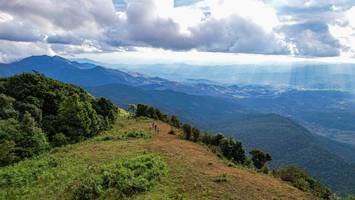 BIB: 
                            <button type="button" onclick="openModal(19367718)" class="btn btn-primary btn-sm float-right btn-popup" data-toggle="modal" data-target=".modal-high-quality">
                        <i class="fas fa-shopping-cart"></i> Add to Cart
                    </button>
                                            <button type="button" onclick="isThisMe(19367718, true)" class="btn btn-success btn-sm float-right btn-popup btn-isme hidden" data-toggle="tooltip" data-placement="bottom" title="นี่คือรูปของคุณใช่ไหม คลิกที่นี่เพื่อเอาเข้าอัลบั้ม">
                        <i class="fas fa-plus"></i> Add to album
                    </button>
                    <button type="button" onclick="isThisMe(19367718, false)" class="btn btn-warning btn-sm float-right btn-popup btn-isnotme hidden">
                        <i class="fas fa-ban"></i> Remove from album
                    </button>