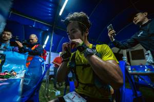 BIB: 160
                            <button type="button" onclick="openModal(19367522)" class="btn btn-primary btn-sm float-right btn-popup" data-toggle="modal" data-target=".modal-high-quality">
                        <i class="fas fa-shopping-cart"></i> Add to Cart
                    </button>
                                            <button type="button" onclick="isThisMe(19367522, true)" class="btn btn-success btn-sm float-right btn-popup btn-isme hidden" data-toggle="tooltip" data-placement="bottom" title="นี่คือรูปของคุณใช่ไหม คลิกที่นี่เพื่อเอาเข้าอัลบั้ม">
                        <i class="fas fa-plus"></i> Add to album
                    </button>
                    <button type="button" onclick="isThisMe(19367522, false)" class="btn btn-warning btn-sm float-right btn-popup btn-isnotme hidden">
                        <i class="fas fa-ban"></i> Remove from album
                    </button>