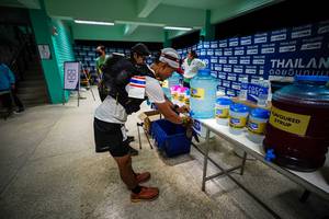 BIB: 
                            <button type="button" onclick="openModal(19367943)" class="btn btn-primary btn-sm float-right btn-popup" data-toggle="modal" data-target=".modal-high-quality">
                        <i class="fas fa-shopping-cart"></i> Add to Cart
                    </button>
                                            <button type="button" onclick="isThisMe(19367943, true)" class="btn btn-success btn-sm float-right btn-popup btn-isme hidden" data-toggle="tooltip" data-placement="bottom" title="นี่คือรูปของคุณใช่ไหม คลิกที่นี่เพื่อเอาเข้าอัลบั้ม">
                        <i class="fas fa-plus"></i> Add to album
                    </button>
                    <button type="button" onclick="isThisMe(19367943, false)" class="btn btn-warning btn-sm float-right btn-popup btn-isnotme hidden">
                        <i class="fas fa-ban"></i> Remove from album
                    </button>