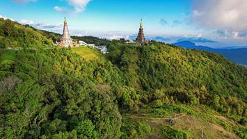 BIB: 
                            <button type="button" onclick="openModal(19367735)" class="btn btn-primary btn-sm float-right btn-popup" data-toggle="modal" data-target=".modal-high-quality">
                        <i class="fas fa-shopping-cart"></i> Add to Cart
                    </button>
                                            <button type="button" onclick="isThisMe(19367735, true)" class="btn btn-success btn-sm float-right btn-popup btn-isme hidden" data-toggle="tooltip" data-placement="bottom" title="นี่คือรูปของคุณใช่ไหม คลิกที่นี่เพื่อเอาเข้าอัลบั้ม">
                        <i class="fas fa-plus"></i> Add to album
                    </button>
                    <button type="button" onclick="isThisMe(19367735, false)" class="btn btn-warning btn-sm float-right btn-popup btn-isnotme hidden">
                        <i class="fas fa-ban"></i> Remove from album
                    </button>